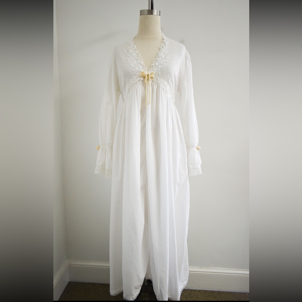 J. Peterman vintage White Lace florets eyelet lace maxi cotton gown boho LG
